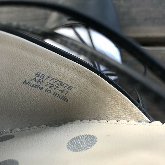 Boden Florence Ankle-tie Black Pointed Toe Flats - Picture 8 of 10